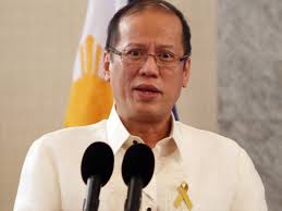 PNoy defends DILG Sec. Mar Roxas